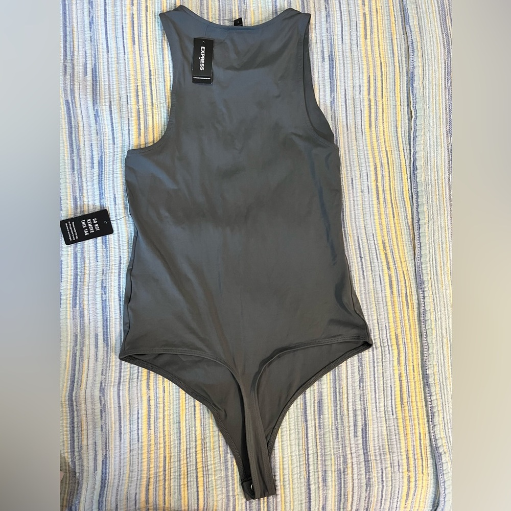 Express Charcoal Gray High Neck Bodysuit Size Medium NWT - Picture 3 of 3